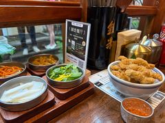 -银米·云南传统过桥米线(双廊黑金冠店)