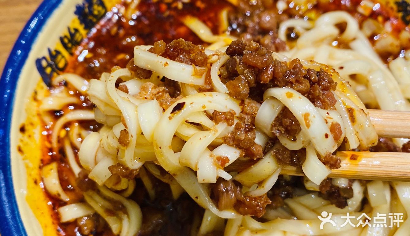 碗碗不重样的网红面馆开来玉林啦🎊