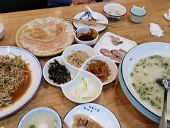 -李连贵熏肉大饼(太行山路分店)