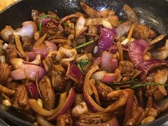 -胡须佬鸡煲四季火锅店(石厦西村直营店)
