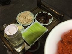 -红九格老火锅(三峡广场店)