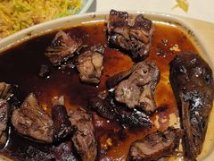 -八府香鸭·啫啫煲(华山路店)