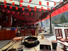 -钢管厂五区小郡肝串串香(蜀都万达店)