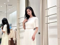 -王府井百货熙地港店