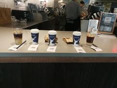 -瑞幸咖啡(1+1大厦店)