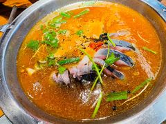 -野山舂·贵州现舂酸汤牛肉(鸿通城店)