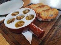 蜗牛配蒜香面包-EN SPACE恩空间