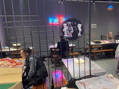 -老街烧烤大排档·地道湖北菜·龙虾馆(汉口火车站店)