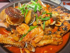 -鸣记脆皮烤鱼·海鲜烤鱼(三八广场店)