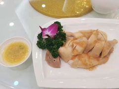 白切鸡-金华安大酒楼·老牌潮菜·粤式茶点(东方国际店)