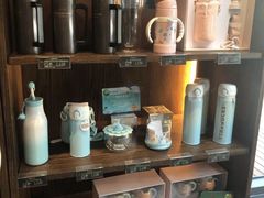 零售区-星巴克(陆家嘴软件园店)