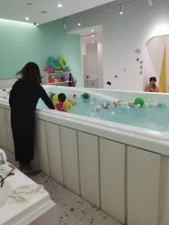 -Pony Baby宝尼婴幼儿游泳SPA馆
