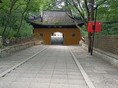 -灵岩山风景区