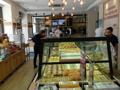 面包甜点陈列柜-味多美蛋糕(古城店)