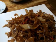 -自贡盐帮菜·玩辣餐厅(樱花园西街店)