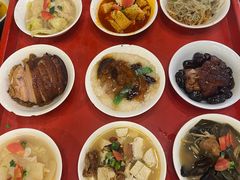 -蓝田九大碗民俗食府(蓝田店)