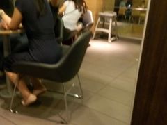 等位区-麦当劳(百利广场店)