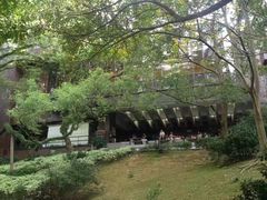 -香港大学