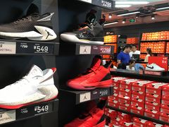-NIKE上海青浦优选体验店