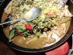 -令狐冲·炭烤活鱼(宝龙店)