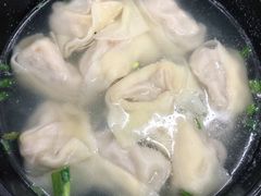 三鲜大馄饨-万寿斋(山阴路店)
