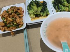 -老乡鸡(融科天地店)