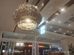-俏凤凰(美林M·LIVE天地东座店)