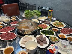 -一鼎牛鲜活牛肉城(晋江海峡国际食品城店)