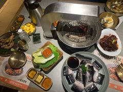 -草家酱蟹炭火烤肉店(珲春南路一店)