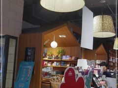 -百新书局(尚悦湾店)