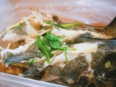 -四川小胡子海鲜(丁村万人海鲜广场店)