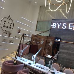 -BYSEE白兮美甲美睫创意馆