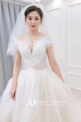 -艾朵婚纱