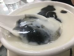 -仁信双皮奶(东川路店)