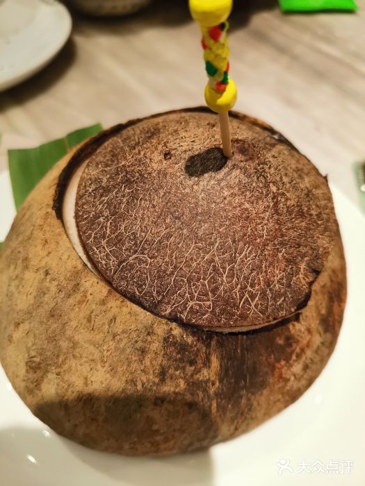 汤城小厨(西直门凯德MALL店)原只椰炖乌鸡汤图片