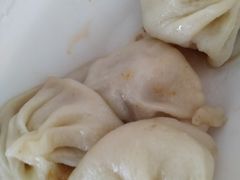-罗卜李包子羊肉汤
