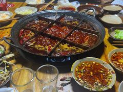 -正南齊北重庆老火锅(光华村直营店)