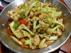 -房县土本味土鸡汤特色餐厅(沌口店)