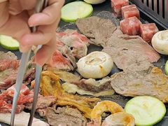-阿亲家·韩式无限烤肉(花果园店)