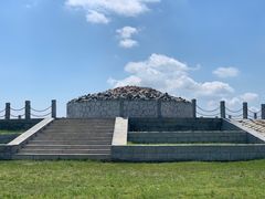 -哈拉新村