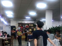 大堂-肥婆麻辣火锅.顺德首创药材麻辣火锅(容桂店)