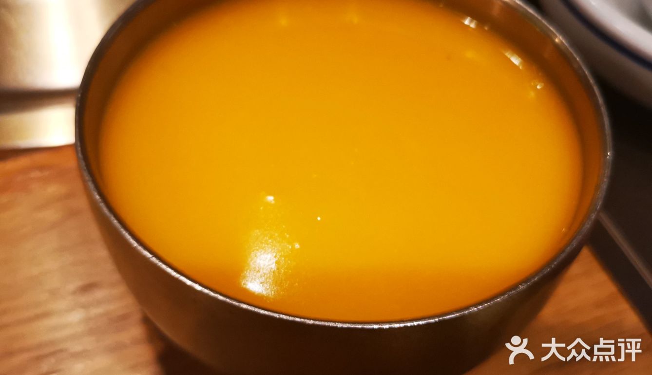 烤肉滋滋作响[调皮]冬日里的温暖美味