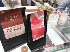 -UNI UNI(环亚凯瑟琳店)