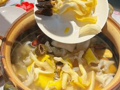-五马集·海鲜·温州大牌档(黑金冠五马街十字路口店)