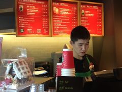 -星巴克(静安嘉里中心B2店)