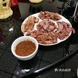 菜量巨大。经济实惠，价格不贵