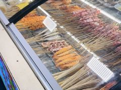 -亚龙湾亚泰商业街