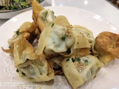 生煎馄饨-小实惠嘉(威海路店)