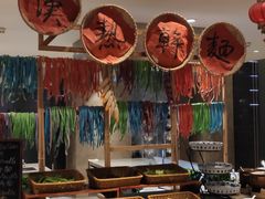自助取餐区-武汉世茂希尔顿酒店·汇·全日餐厅
