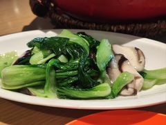 -渝信川菜 · 川味家常菜(财富购物中心店)